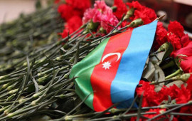 Sumqayıtda Birinci Qarabağ müharibəsinin itkin şəhidi Lətif Şahhüseynov dəfn edilib 