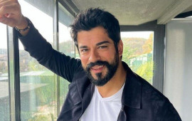 Burak &Ouml;z&ccedil;ivitin 50 milyonluq avtomobili  Fotolar