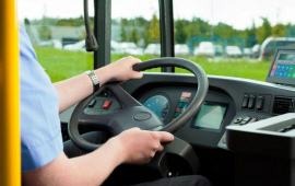 S&uuml;kan arxasında oyun oynayan s&uuml;r&uuml;c&uuml; cəzalandırıldı 