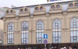 He&ccedil; bir valideyn narazılıq etmir, əksinə, onlar liseyi dəstəkləyirlər  Direktor