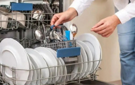 Qab yuyarkən hər g&uuml;n &ouml;z&uuml;m&uuml;z&uuml; zəhərləyirik  Mətbəxdəki gizli təhl&uuml;kə