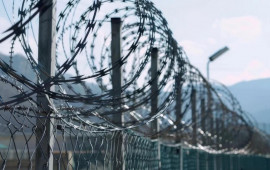 Ermənistan Rusiya sərhəd&ccedil;ilərini &ouml;lkədən &ccedil;ıxarır