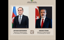 Ceyhun Bayramov Hakan Fidanla telefonla danışdı