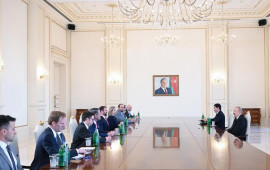 İlham Əliyev ABŞ n&uuml;mayəndə heyətini qəbul edib 