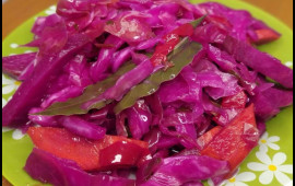 "Payızda xəstələnməmək istəyirsinizsə naharda kələm turşusu yeyin"