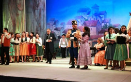 Qaetano Donisettinin "Sevgi şərbəti" operasının tamaşası n&uuml;mayiş olundu  FOTO