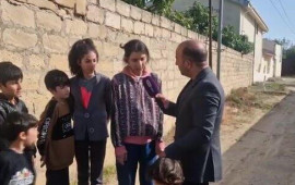 5 uşaqdırlar, heç biri təhsil almır