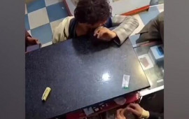 Akkumulyator ağzında PARTLADI 