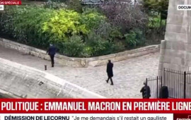 Makronun kədərli anları: Baş nazirin istefasından sonra Sena çayı sahilində tək gəzişdi