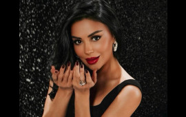 V&uuml;salə Yeni il FOTOları ilə diqqət &ccedil;əkdi