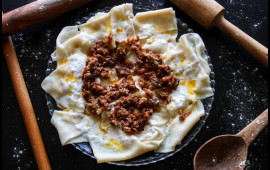 Qışda xəmir yeməkləri mədəyə necə təsir edir? A&Ccedil;IQLAMA