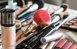 Kosmetik vasitələrin dəhşətli fəsadları üzə çıxdı: Mütəxəssisdən xəbərdarlıq