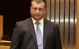 Zaur Axundov barəsində qərar VERİLDİ