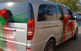 Faciəli şəkildə &ouml;lən ofisiantın cənazəsini "bəy maşını"nda daşıdılar 