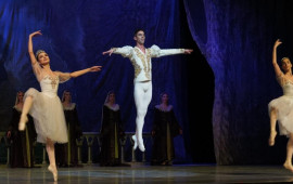 "Qu g&ouml;l&uuml;" baleti "Mariinskiy" teatrının aparıcı solistləri tərəfindən ifa olundu  FOTO