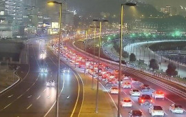 Bu yollarda tıxac var 