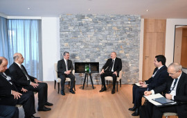 Prezident İlham Əliyev Davosda İraq K&uuml;rd&uuml;stan Regionunun Baş naziri ilə g&ouml;r&uuml;ş&uuml;b  FOTO