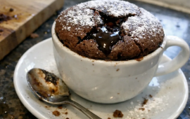 Sobaya ehtiyac yoxdur: Qazanda 10 dəqiqəyə şokoladlı sufle