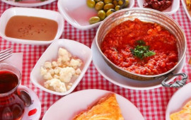 Səhər yeməyində etdiyi sadə dəyişikliklə 71 kilodan 64 kiloya düşdü