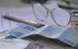 Məzuniyyətə &ccedil;ıxan iş&ccedil;ilərin maaaşının &ouml;dənilməsi ilə bağlı yeni QAYDA