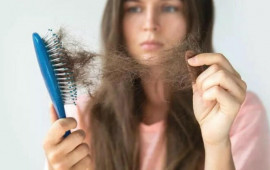 Sa&ccedil; t&ouml;k&uuml;lməsi ciddi xəstəliklərin siqnalı ola bilər