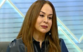 "M&uuml;ayinəsiz həkimlər 3 dəfə yanağımı kəsib tikdilər"