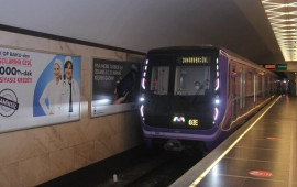 Metroda 35ci qatar  "Nərimanov"dan "28 May"a sərnişinsiz gəlir