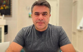 Cabir İmanovun xanımı və övladları ilə görüntüləri