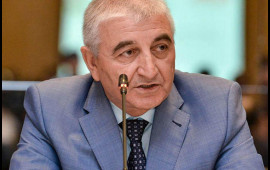 Məzahir Pənahov MSKdan gedəcək?  &Ouml;z&uuml; A&Ccedil;IQLADI