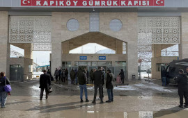 İranı k&uuml;tləvi şəkildə tərk edirlər 