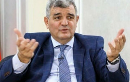"Azər" yoxsa "Azəri"?  Deputatdan m&uuml;h&uuml;m şərh