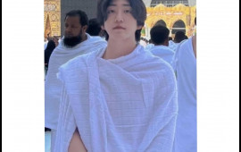 Tanınmış koreyalı bloqer MƏSCİD TİKDİRDİ  