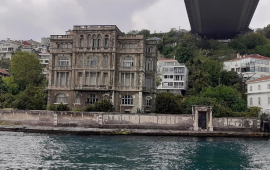 T&uuml;rkiyənin &ldquo;qiymətsiz&rdquo; malikanəsi satışa &ccedil;ıxarıldı  130 illik qala g&ouml;rkəmli malikanə