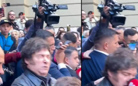 Jurnalist Argentina prezidentini mikrofonla vurdu 