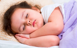 İndi bəzi valideynlər uşaqları "ChatGPT" ilə b&ouml;y&uuml;d&uuml;rlər