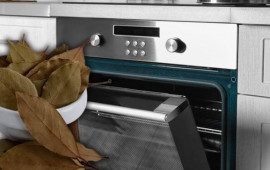 Sobaya dəfnə yarpağı qoyun  nəticəyə inanmayacaqsınız