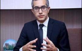 Kamran Əsədova cinayət işi a&ccedil;ıldı  Abituriyentlərə cavabları belə &ouml;t&uuml;r&uuml;rm&uuml;ş