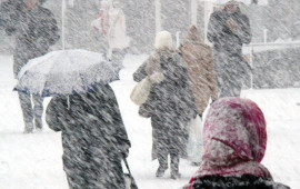 Sabah Bakıya yağış, rayonlara qar yağacaq