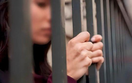 Ərinin &ouml;l&uuml;m&uuml;n&uuml; sifariş verən qadına 18 il həbs cəzası verildi