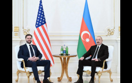 İlham Əliyevin ABŞın Vitseprezidenti ilə məhdud tərkibdə g&ouml;r&uuml;ş&uuml; olub 