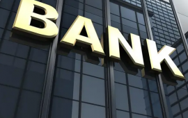 Varlıların bank hesablarından kasıblara PUL K&Ouml;&Ccedil;&Uuml;RƏN bank m&uuml;diri 