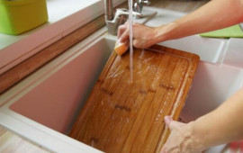 Doğrama taxtalarını əsla yuyucu tozla yumayın 