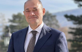 Razi Nurullayev: "Deputat Əhəd qardaşımdan 1 milyon aldı, hələ də vermir"