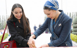 Leyla Əliyeva T&uuml;rkmənistanda a&ccedil;ılış mərasimində iştirak edib 