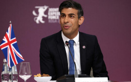 Rişi Sunak Zelenskinin yanında işə başladı