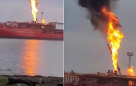 T&uuml;rk gəmisi dronla vuruldu  16 nəfər təxliyə edildi