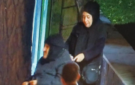 Bakıda əlilliyi olan şəxsi dilən&ccedil;iliyə s&ouml;vq edən qadın saxlanılıb