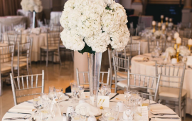 Qubada toyda DAVA: Ofisiantla kobud danışan qonaq D&Ouml;Y&Uuml;LD&Uuml;