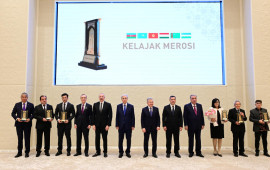 İlham Əliyev Daşkənddə "Gələcəyin İrsi" Beynəlxalq M&uuml;kafatının təqdimat mərasimində iştirak edib 