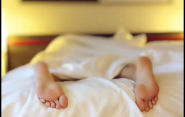 Qəhvə içib yatanlar yuxuda da stress keçirirmiş